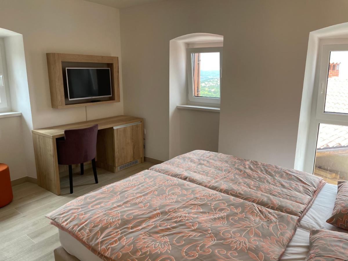 Sanela Apartment
